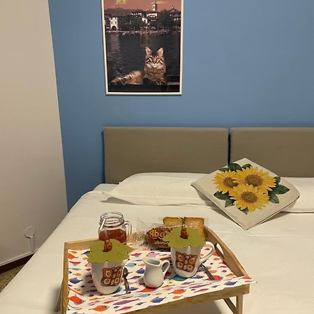 B&B Gloria Apartment Бавено Екстериор снимка