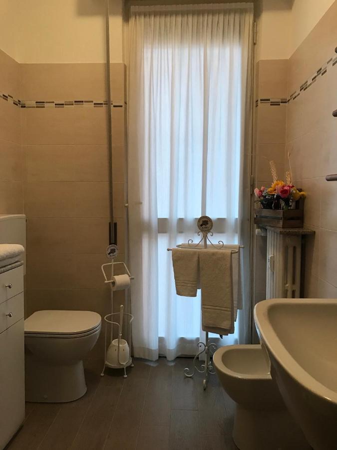 B&B Gloria Apartment Бавено Екстериор снимка