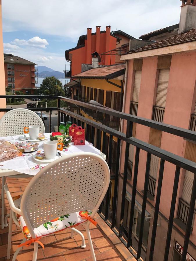 B&B Gloria Apartment Бавено Екстериор снимка