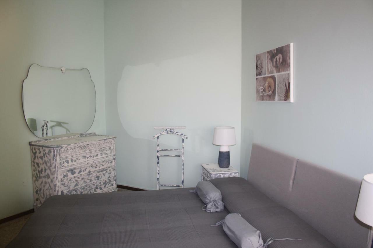 B&B Gloria Apartment Бавено Екстериор снимка