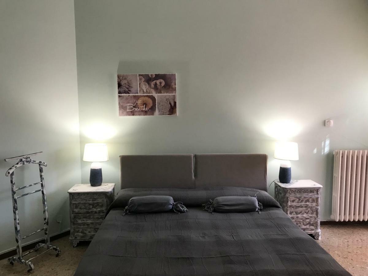 B&B Gloria Apartment Бавено Екстериор снимка