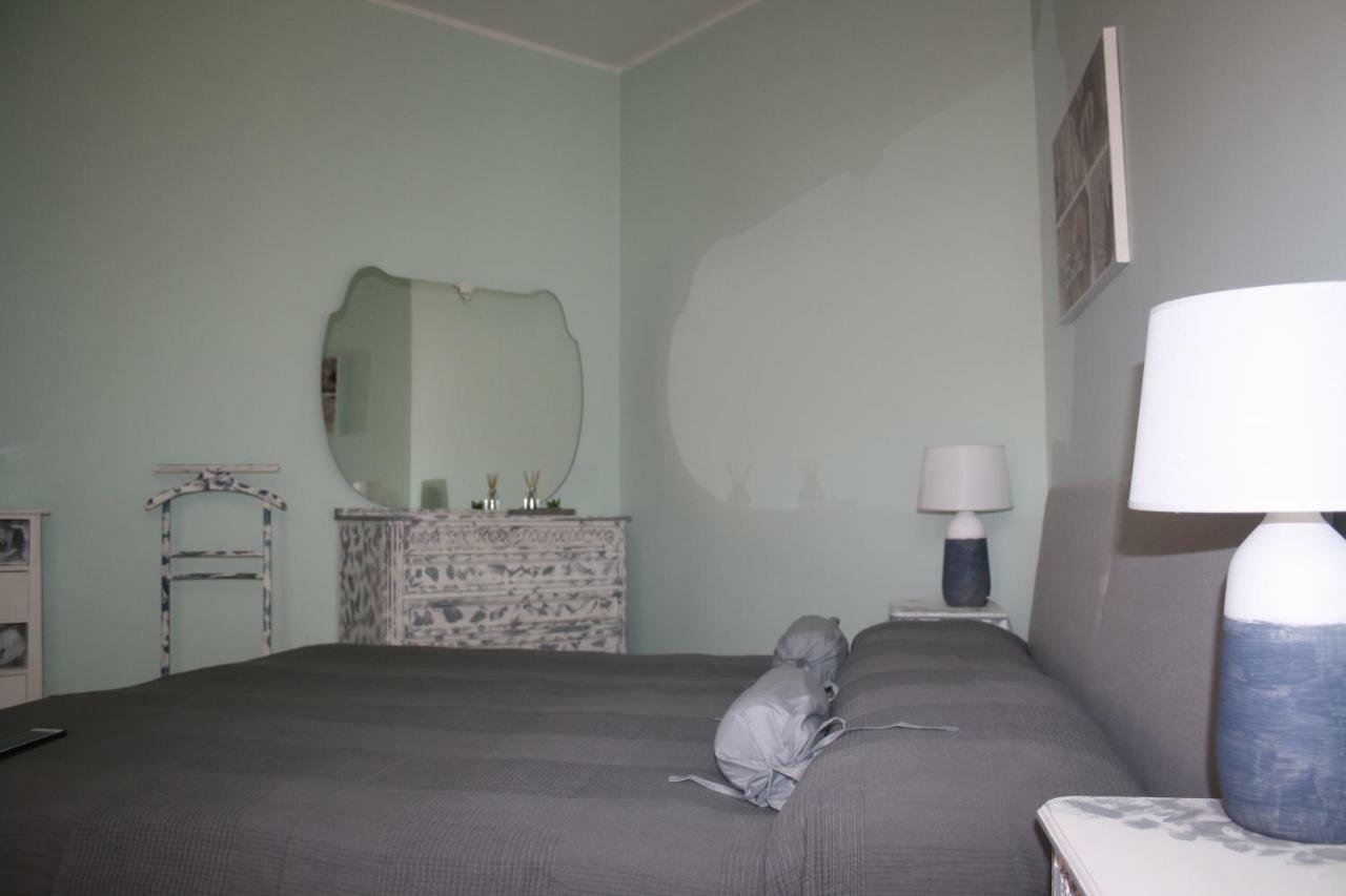 B&B Gloria Apartment Бавено Екстериор снимка