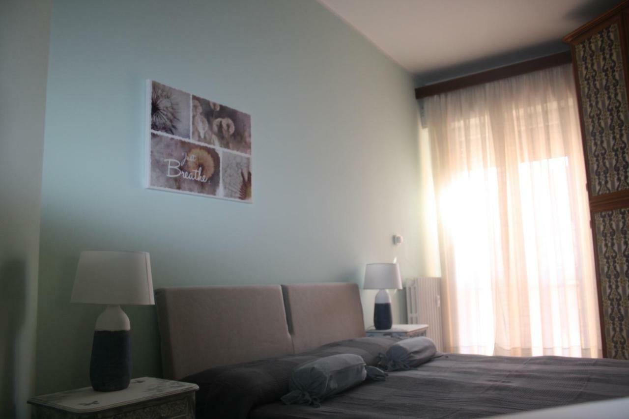 B&B Gloria Apartment Бавено Екстериор снимка