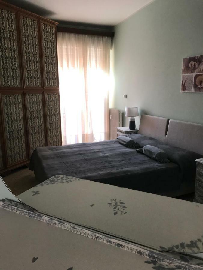 B&B Gloria Apartment Бавено Екстериор снимка